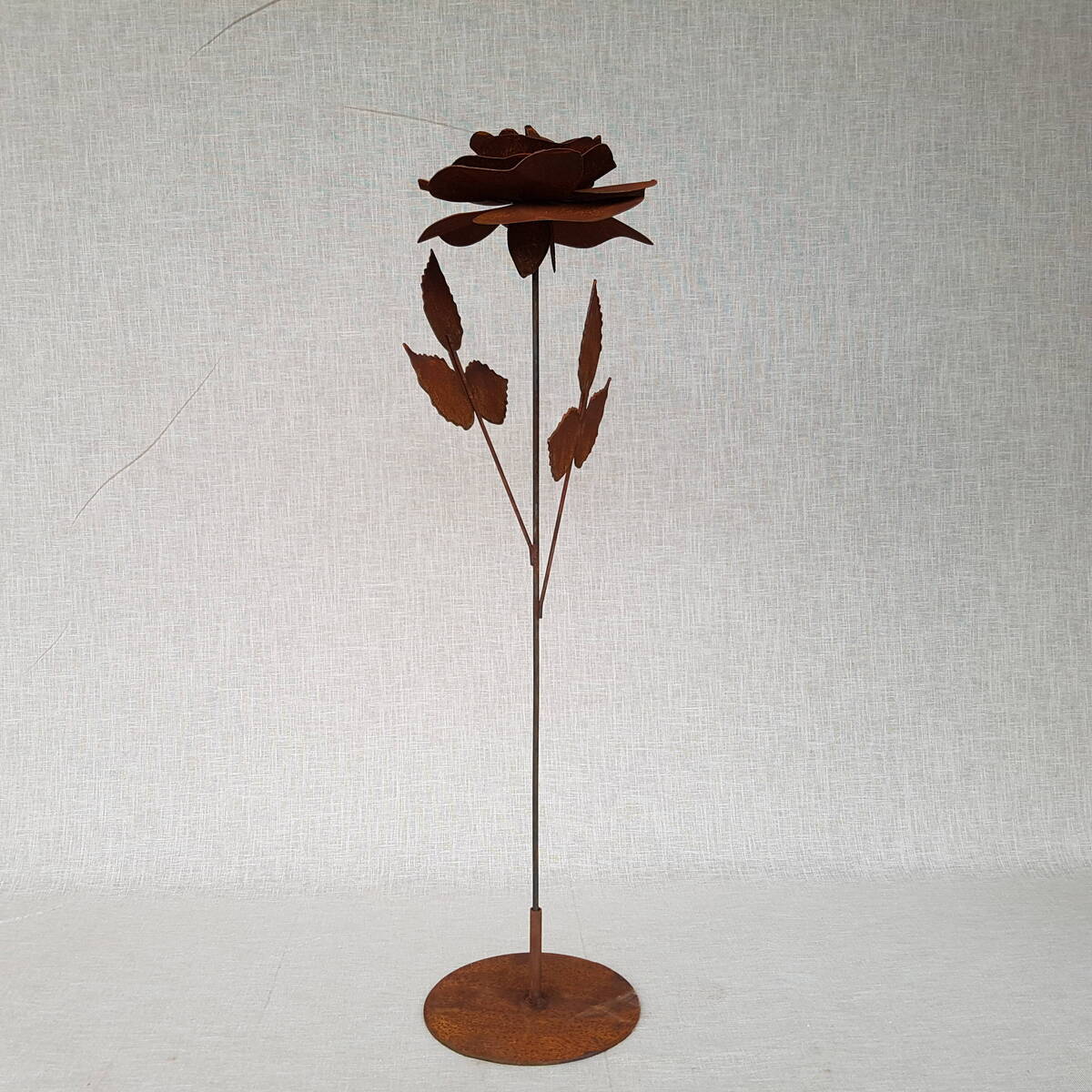 Rose mit Blättern aus Rosteisen, Höhe 85cm