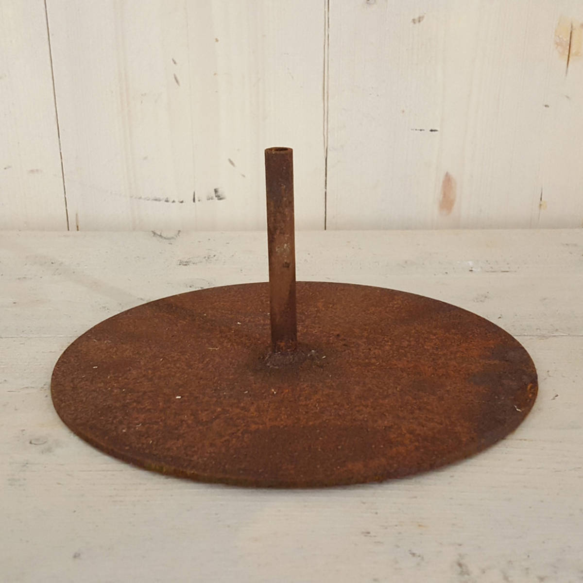 Support en métal pour divers objets