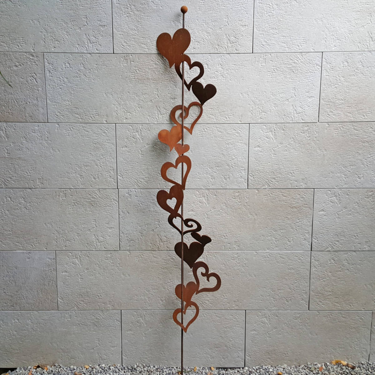 Coeurs sur tige, en fer rouillé, hauteur 180cm