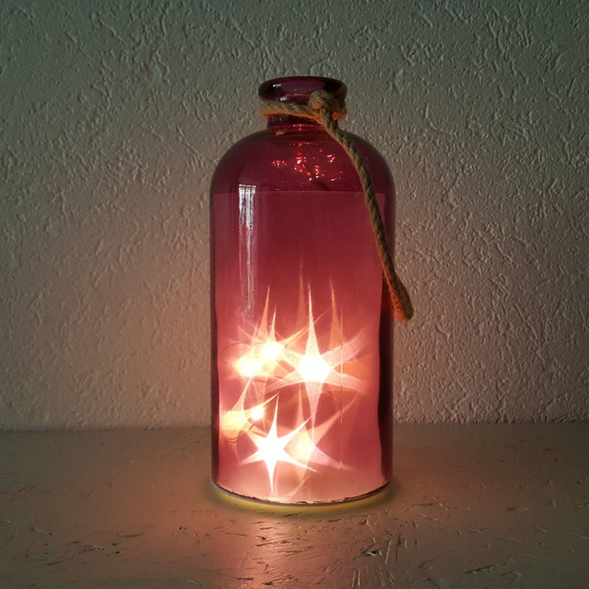 Bouteille avec lumières Led à l'intérieur, H. 23cm