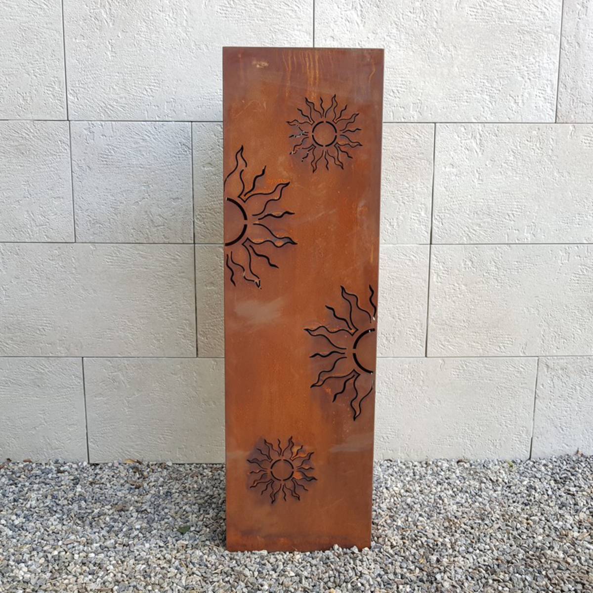 Colonne en fer rouillé, avec soleils, H.100 cm