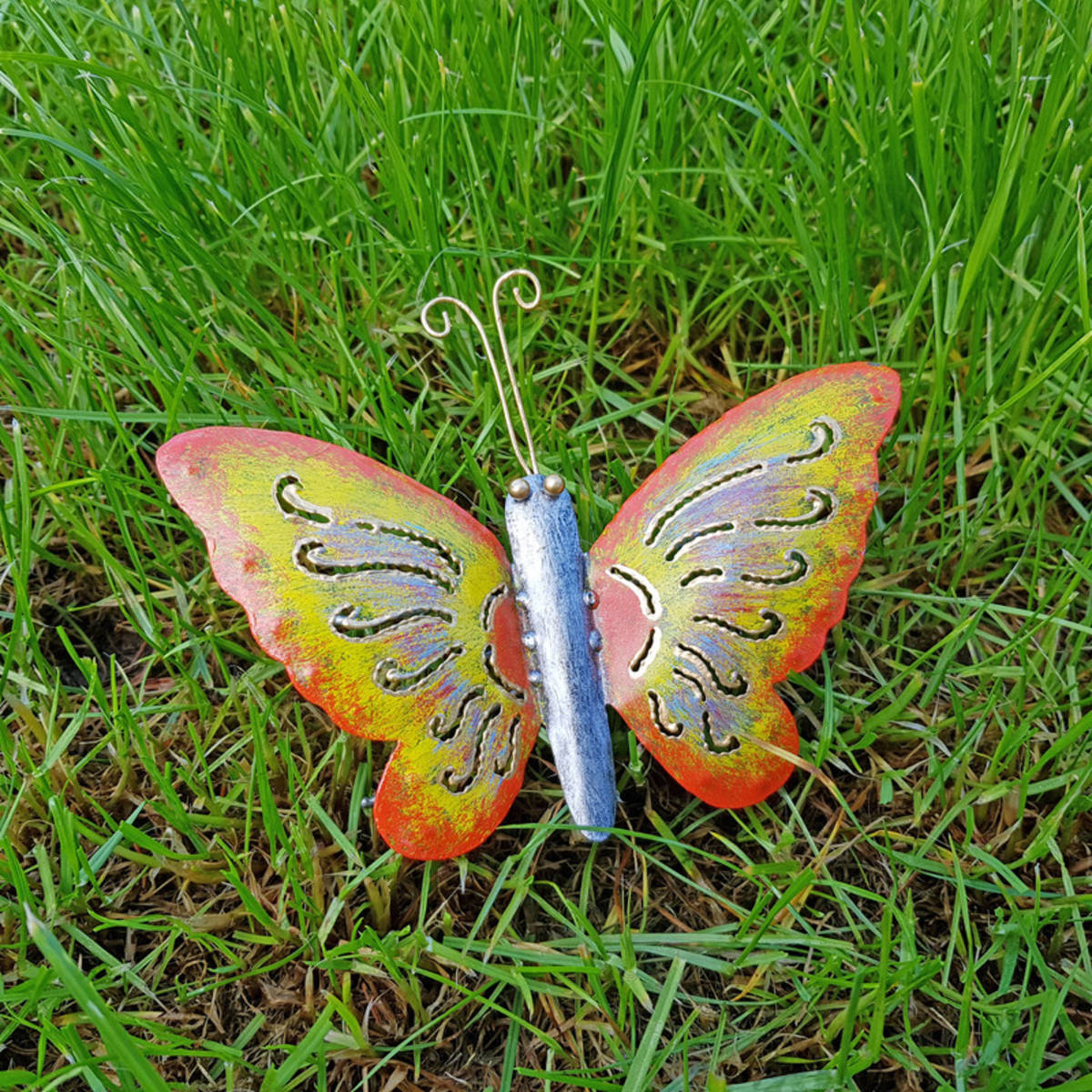 Schmetterling aus Metall, bunt bemalt, 16x13cm