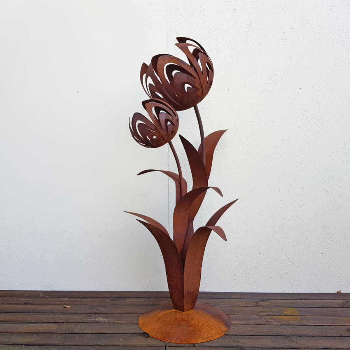 Tulipe en fer rouillé, hauteur 130cm