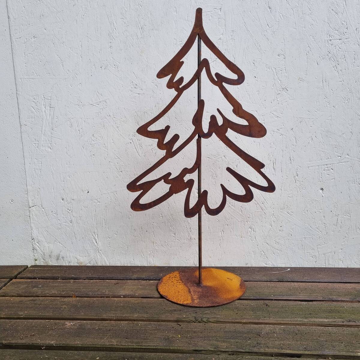 Sapin en fer rouillé, 66 cm
