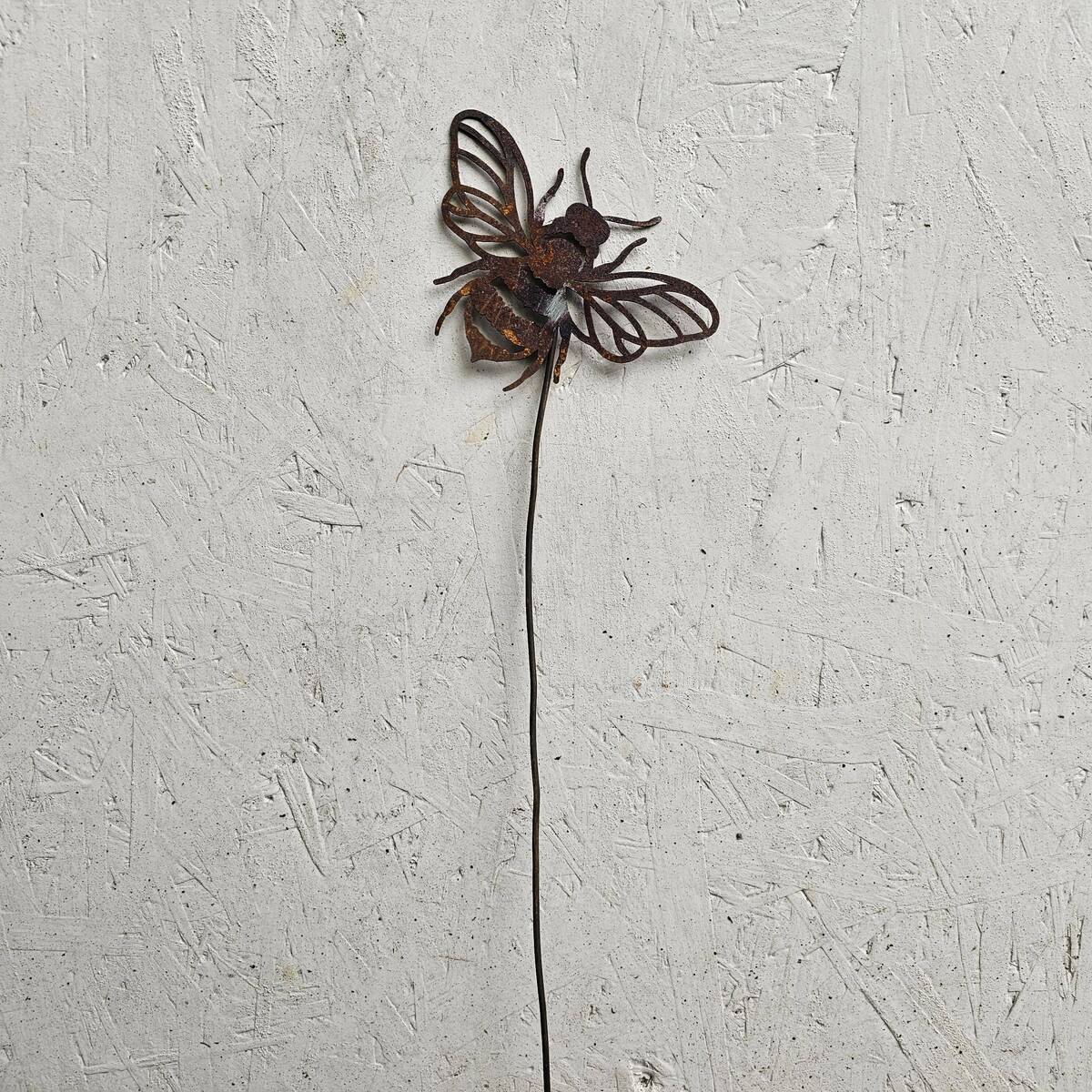 Abeille en fer rouillé, sur fil de fer, à piquer, 68 cm