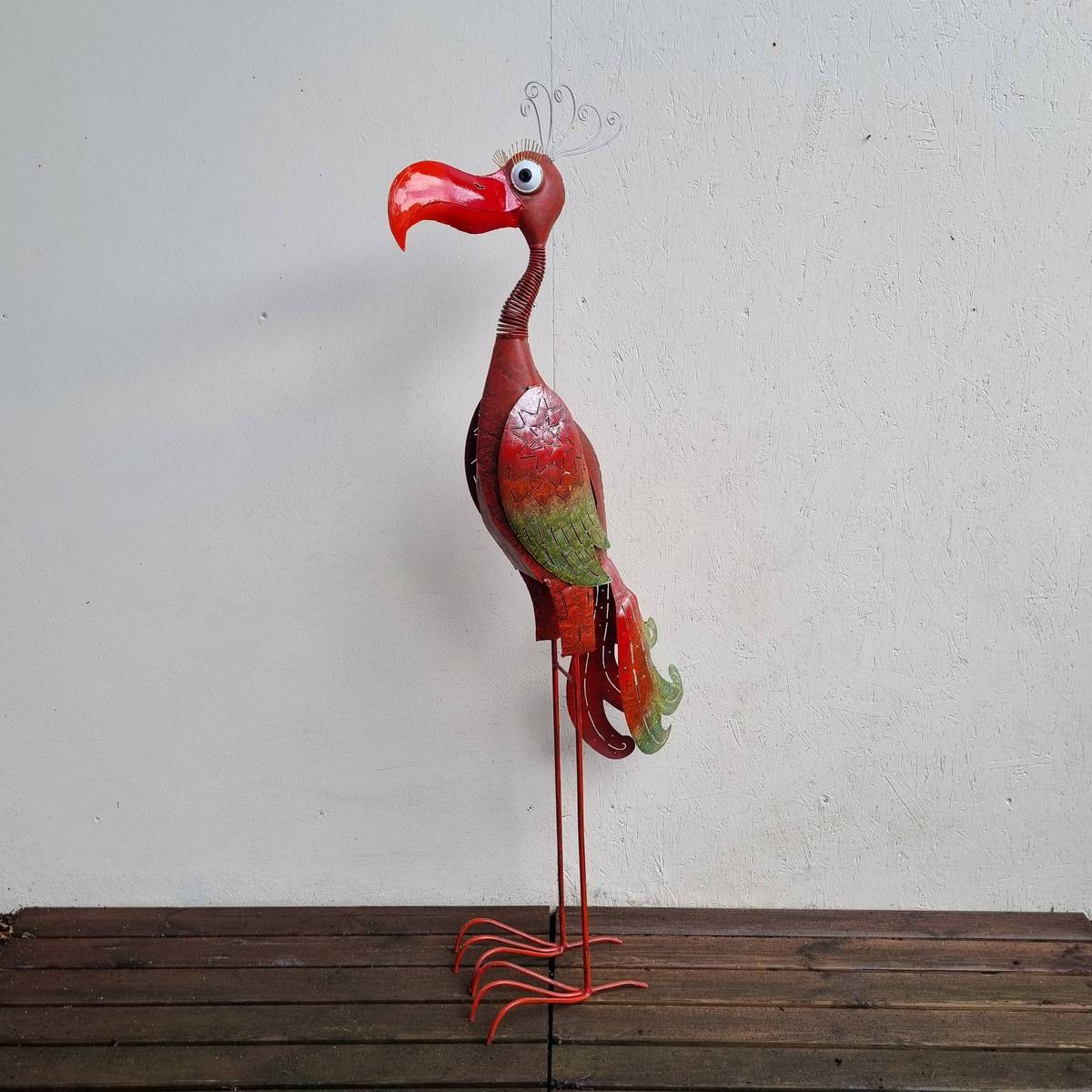 Oiseau en métal peint, 147 cm 