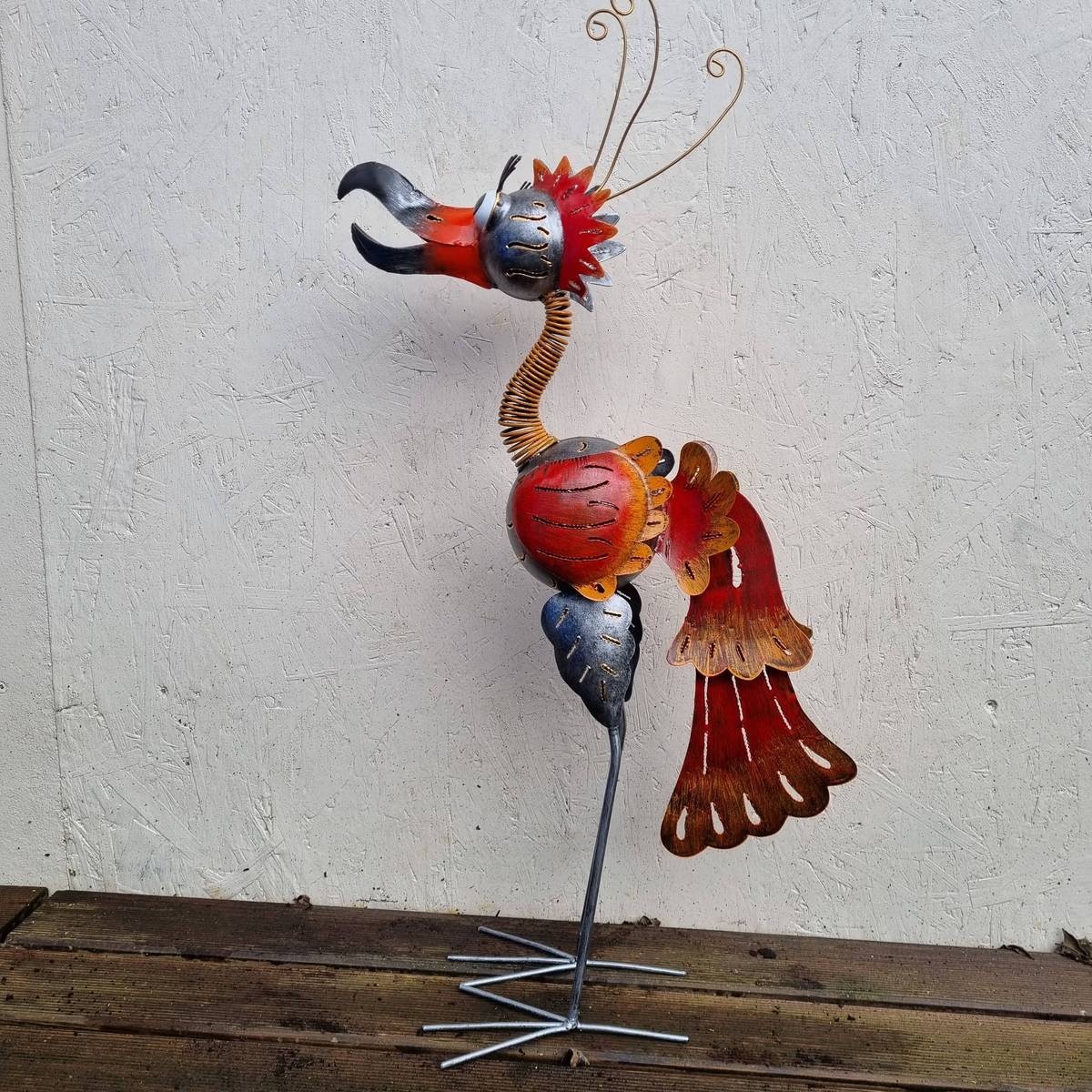 Vogel aus Metall bemalt, 77 cm 