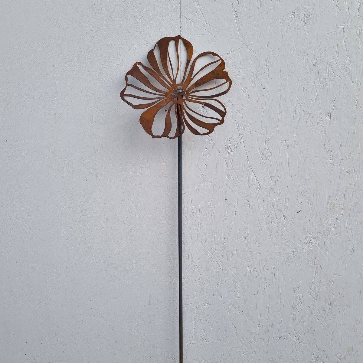 Fleur en fer rouillé, cosmos, sur tige, 135 cm 