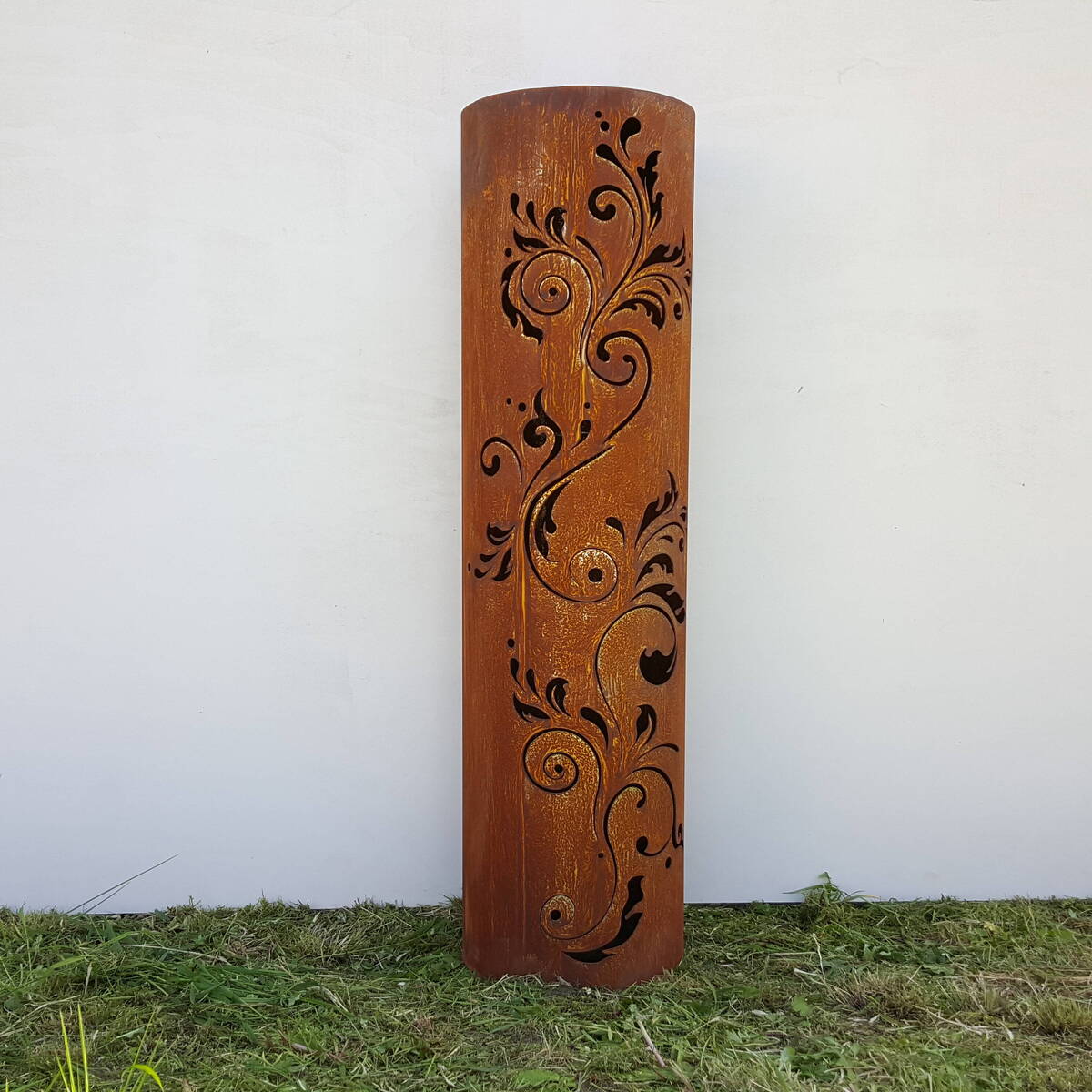 Colonne en fer rouillé, 100cm, finement découpée