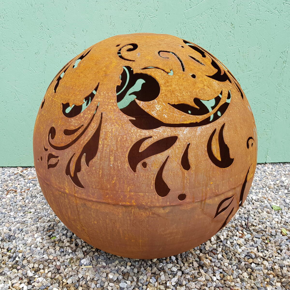Boule en fer rouillé, finement découpée, Ø 60cm