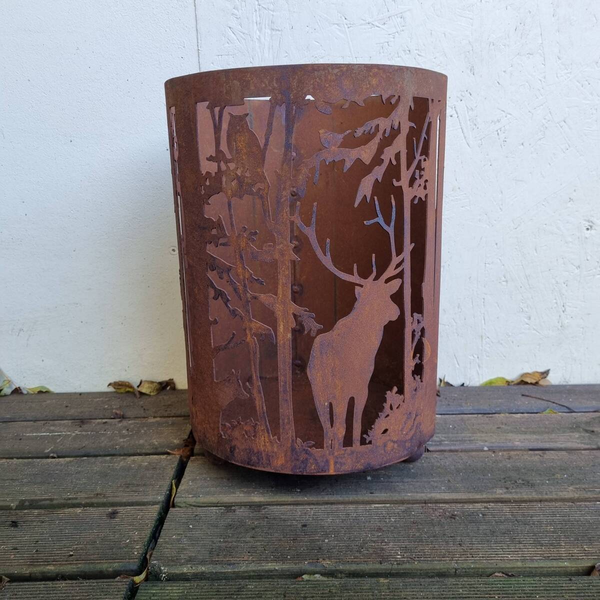 Foyer en fer rouillé, forêt avec cerf, diamètre 27 cm 