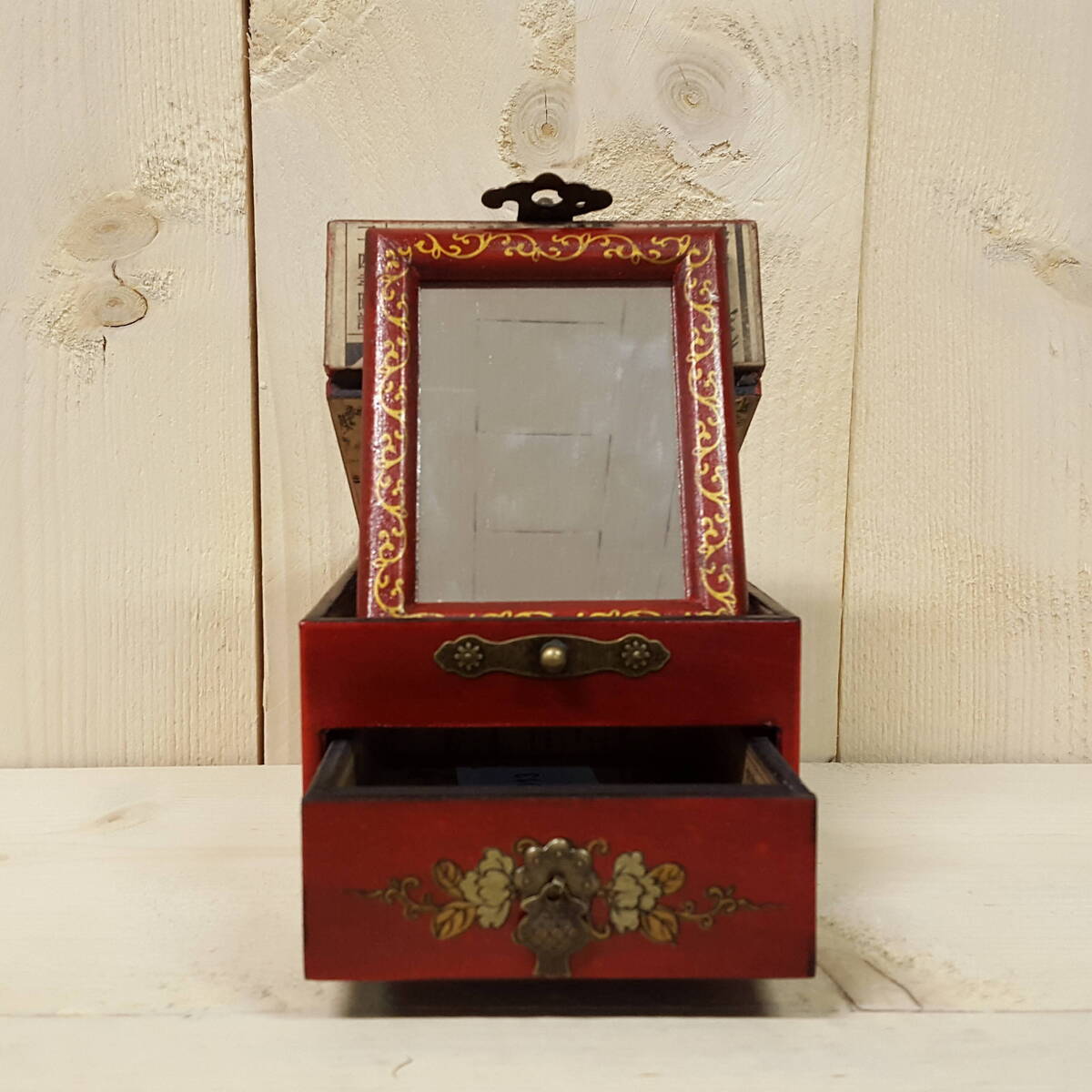 Chinesisches Schmuckkästli