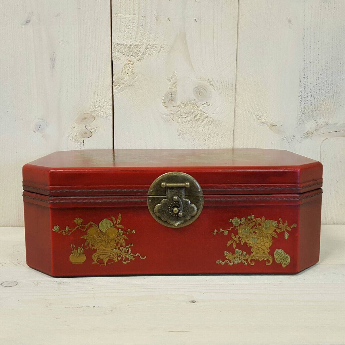 Chinesisches Schmuckkästli