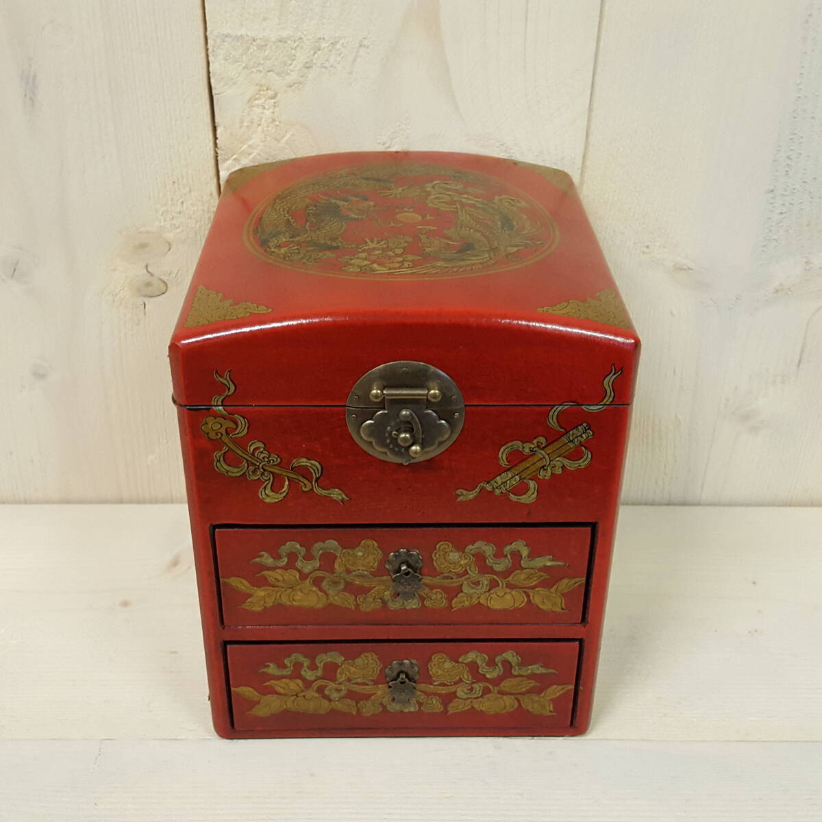Chinesisches Schmuckkästli