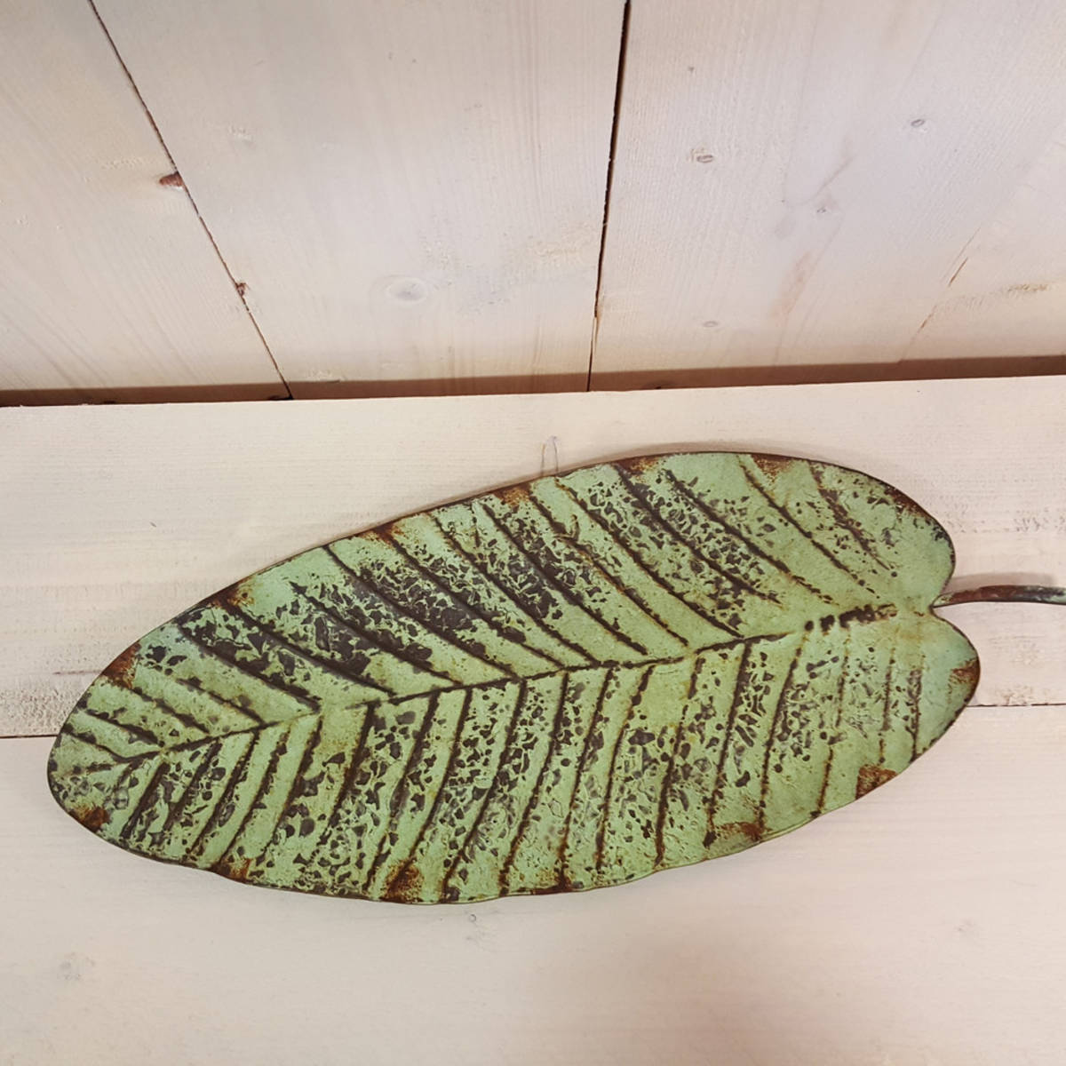 Blatt aus Metall, alt gemacht