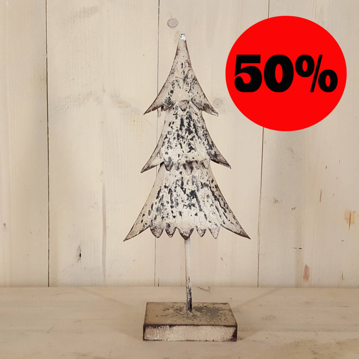 Sapin en métal peint et vieilli, H 41cm