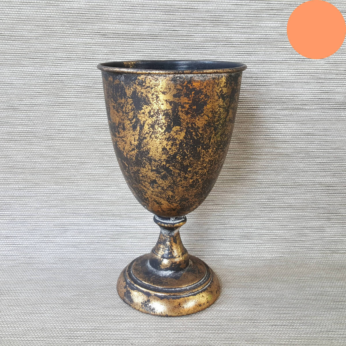 Dekokelch, gold bemalt