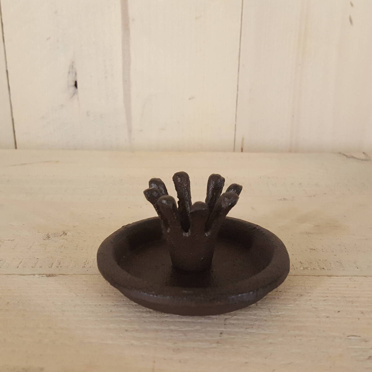 Kerzenhalter Krone aus Guss