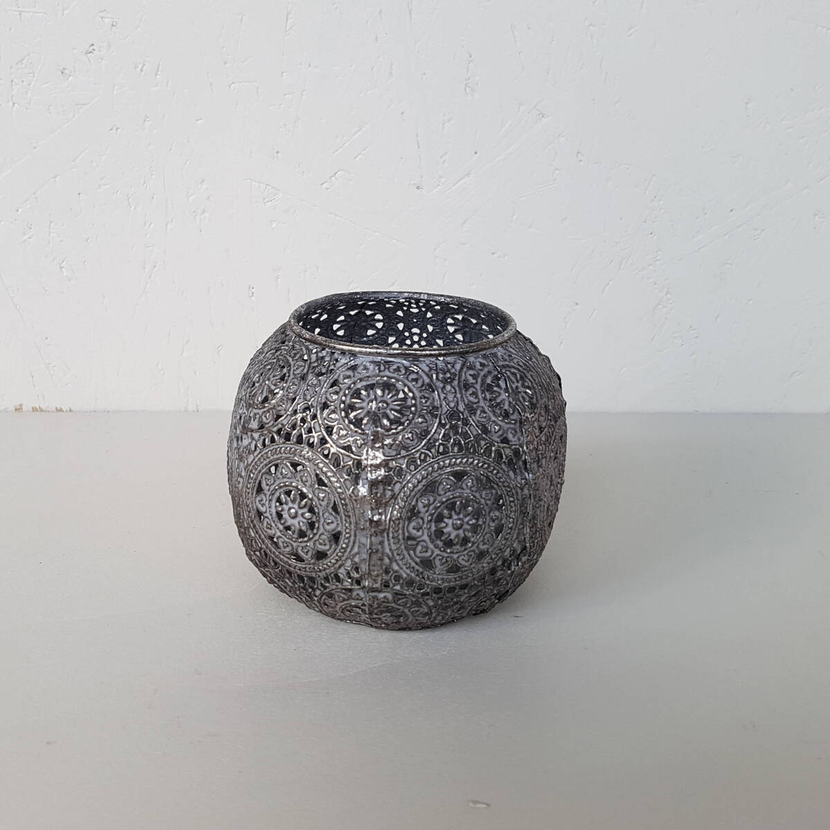 Photophore en métal, Ø10cm / H 9cm