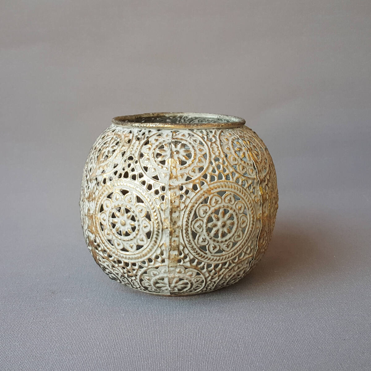 Windlicht aus Metall, Ø10cm / Höhe 9cm