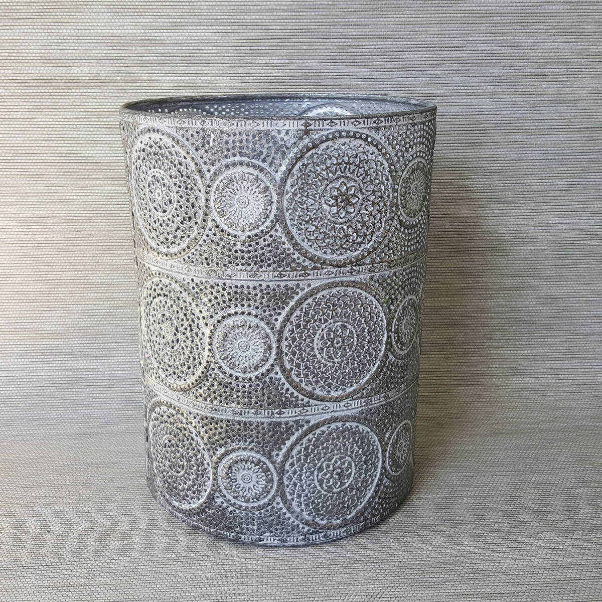 Windlicht aus Metall, Ø17cm / Höhe 23cm