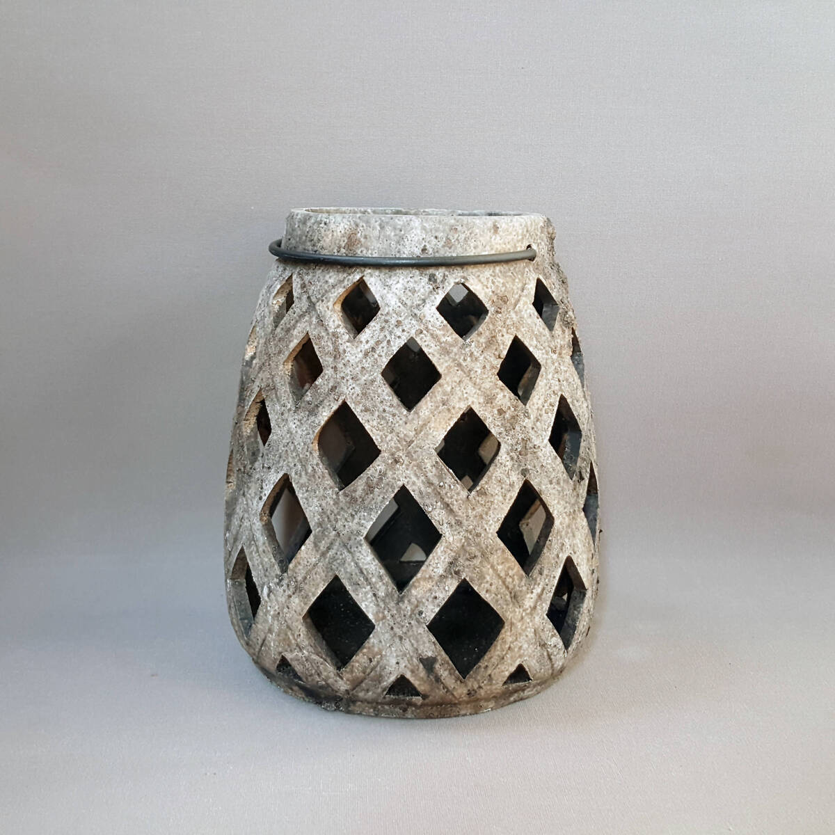 Windlicht aus Steingut