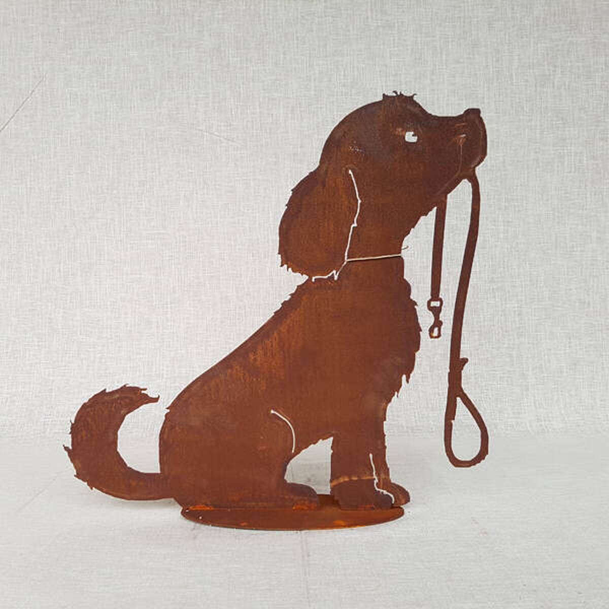 Chien en fer rouillé, avec laisse, hauteur 50cm
