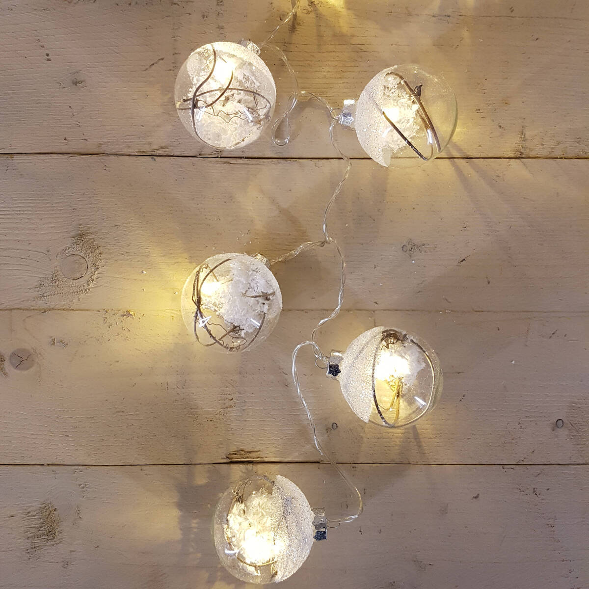 Chaîne de lumière LED, 10 boules, à utiliser avec batterie AA, (pas compris)  