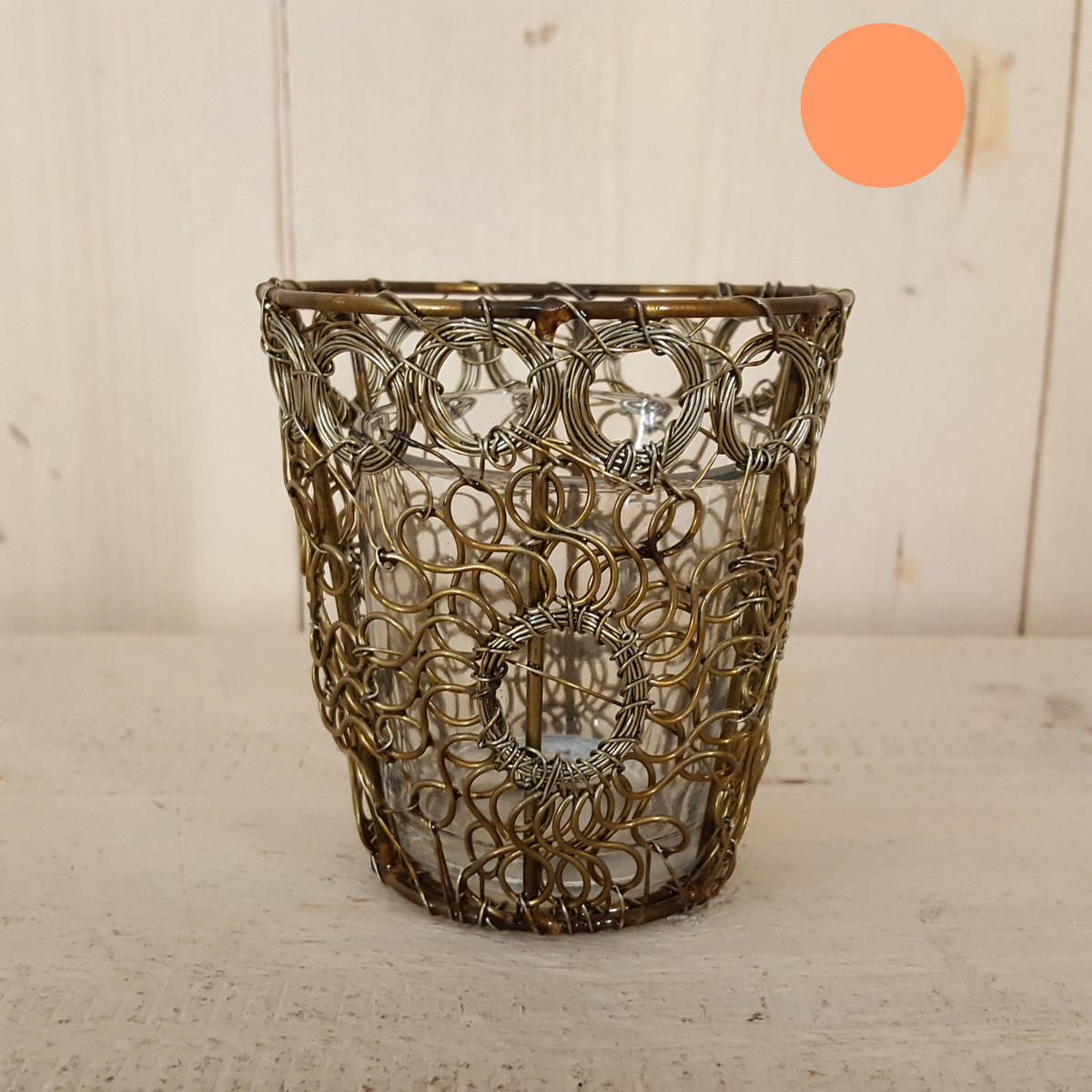 Photophore en fils métalliques, avec verre intérieure 