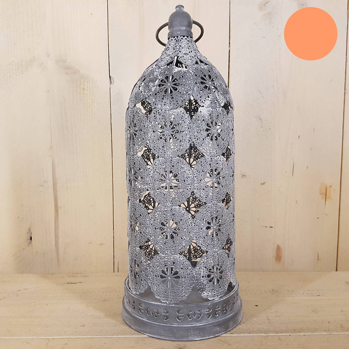 Lanterne ronde, finement découpée, hauteur 38cm