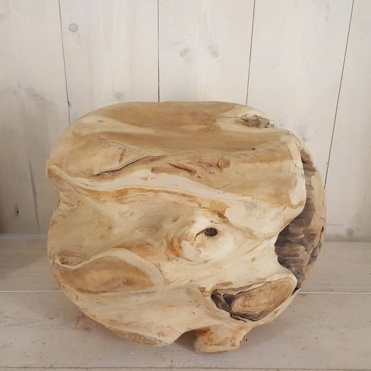 Wurzelhocker aus Teak Holz, jedes Stück ist anders