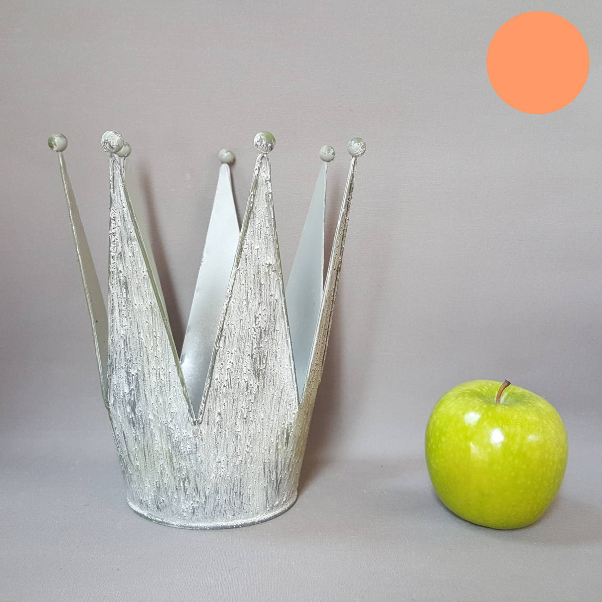 Couronne en métal vieilli  