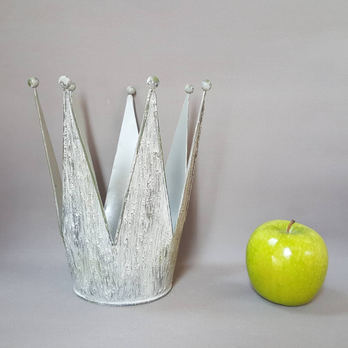 Couronne en métal vieilli  