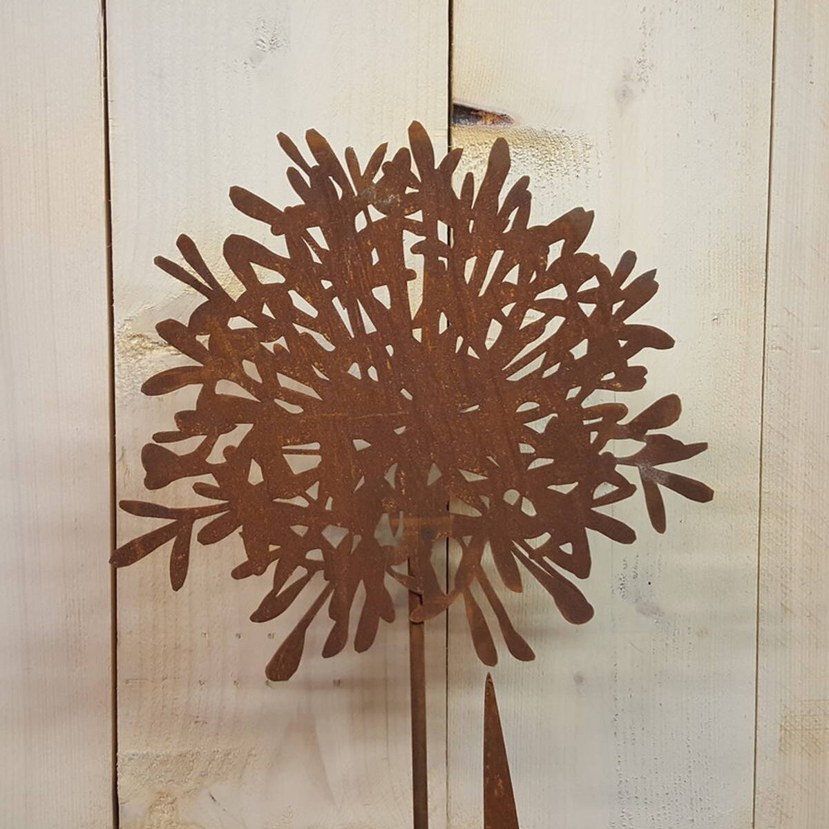 Blume aus Rosteisen mit 4 Blättern, Höhe 120cm, Ø30cm