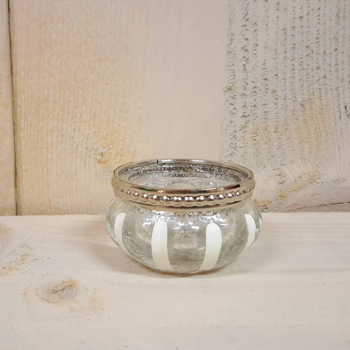 Teelichtglas, weiss-silber
