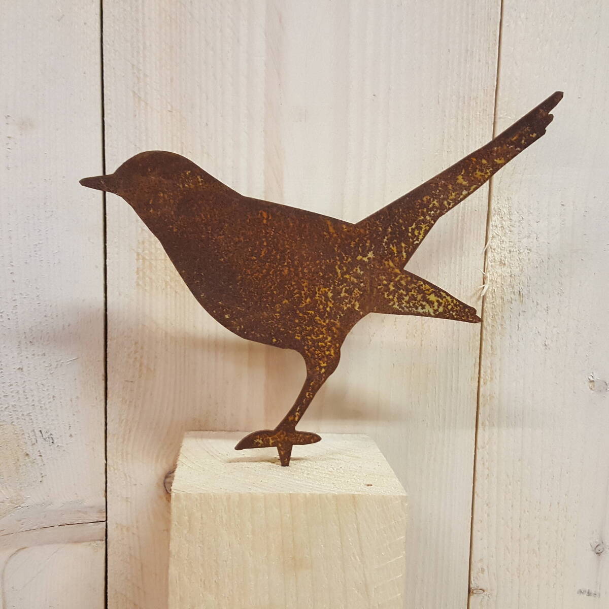 Vogel aus Rosteisen, zum stecken