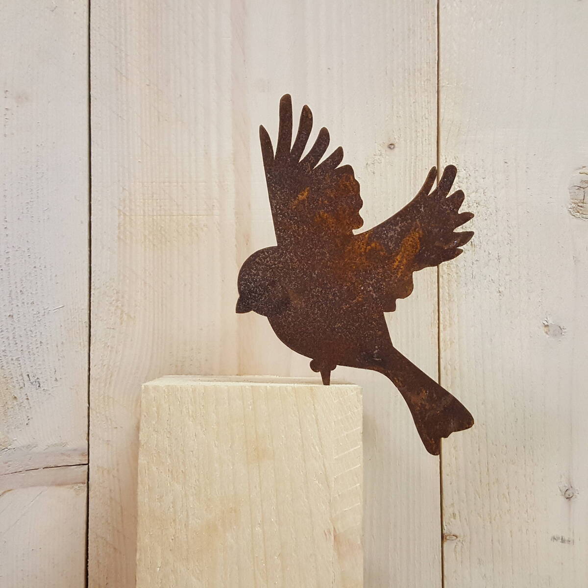 Vogel aus Rosteisen, zum stecken