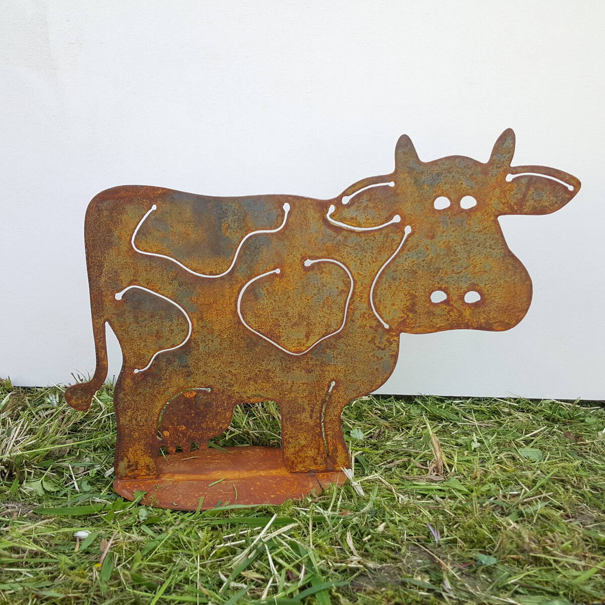 Vache en fer rouillé, L. 34cm  