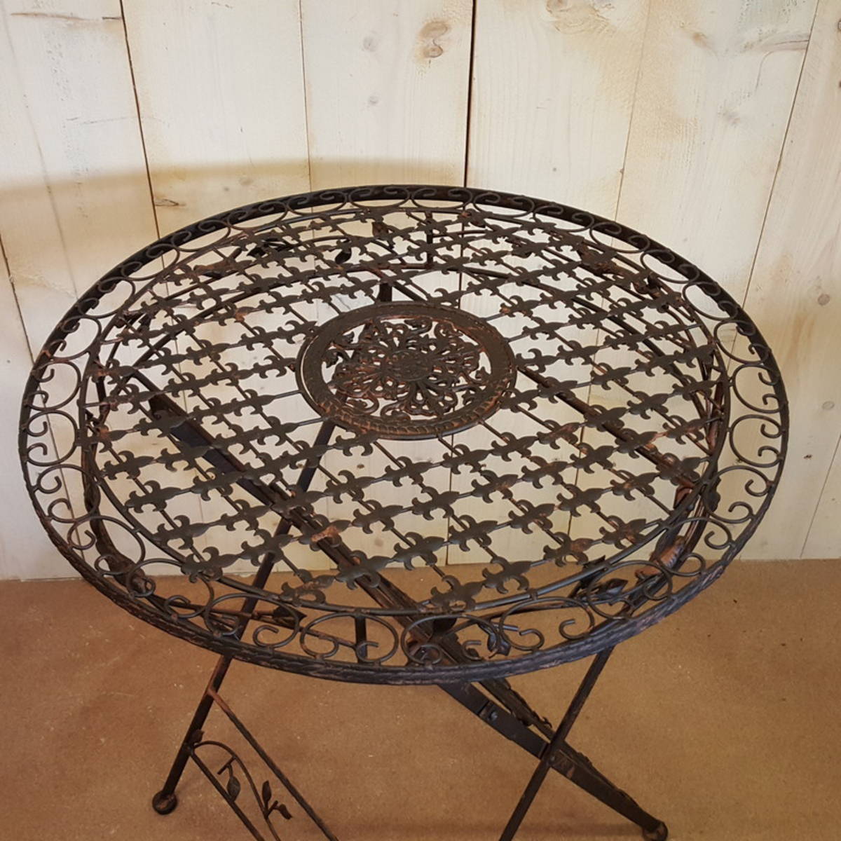 Tisch aus Metall, Style Bistro