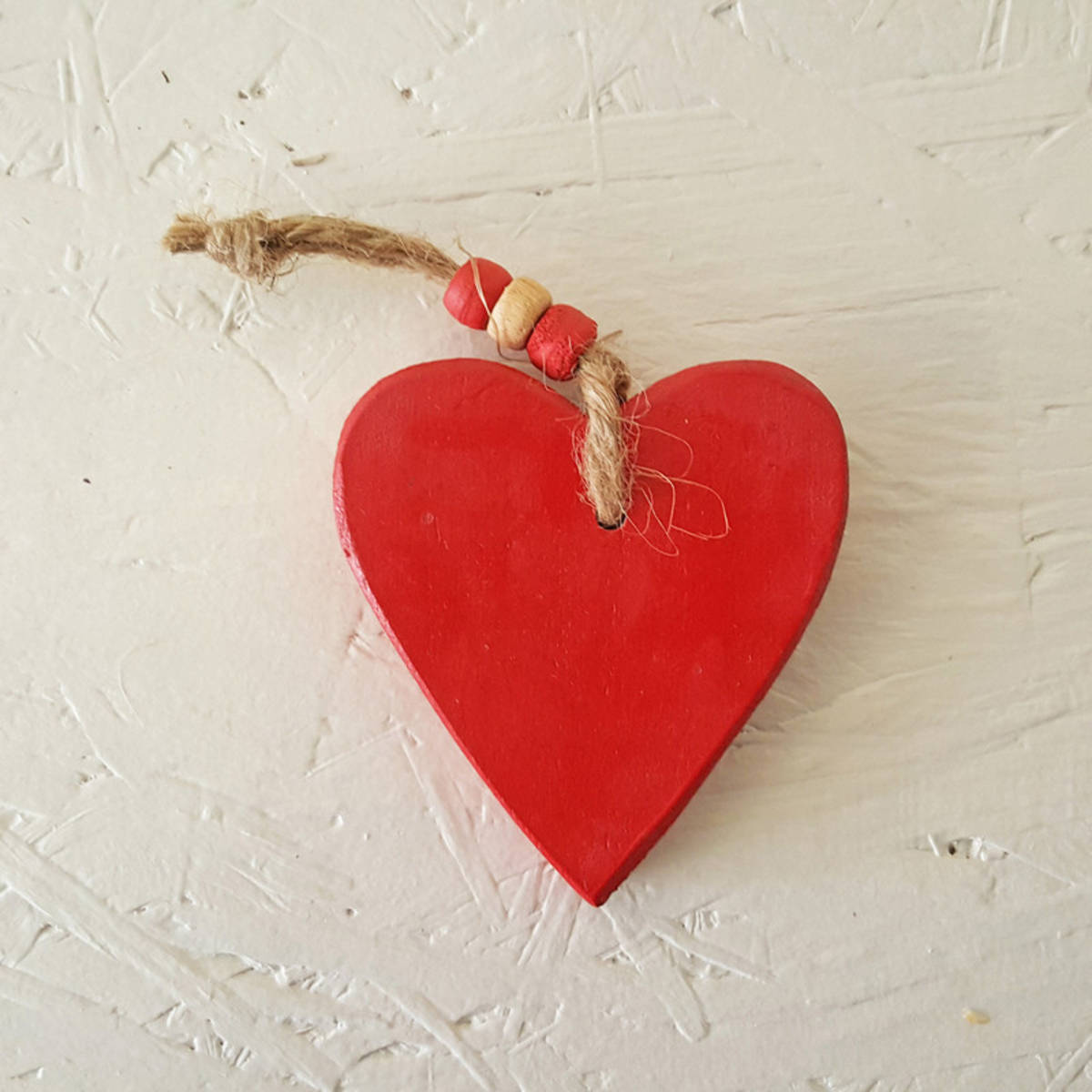 Herz aus Holz, rot bemalt, 7cm