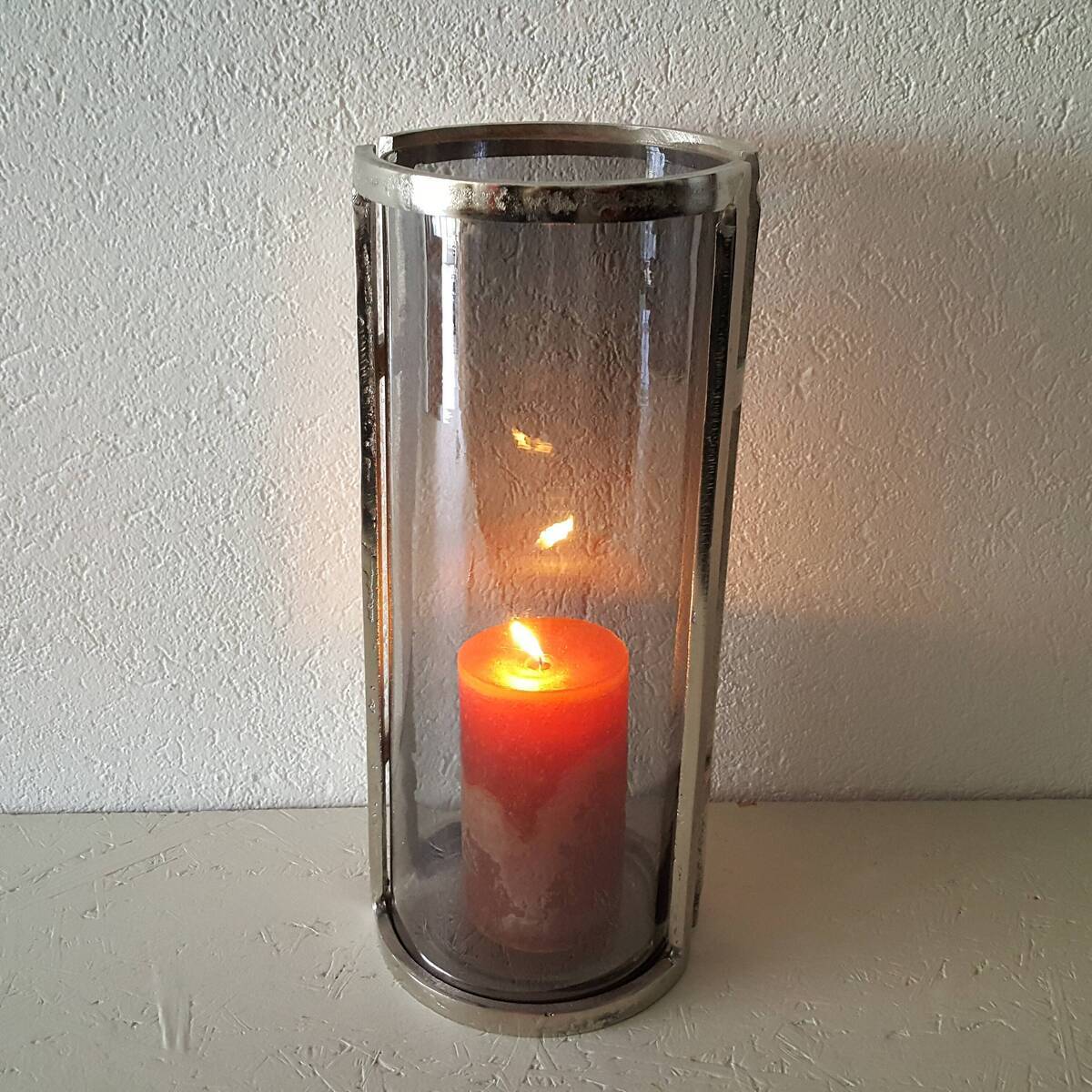 Photophore en verre avec support en métal, H. 41cm 