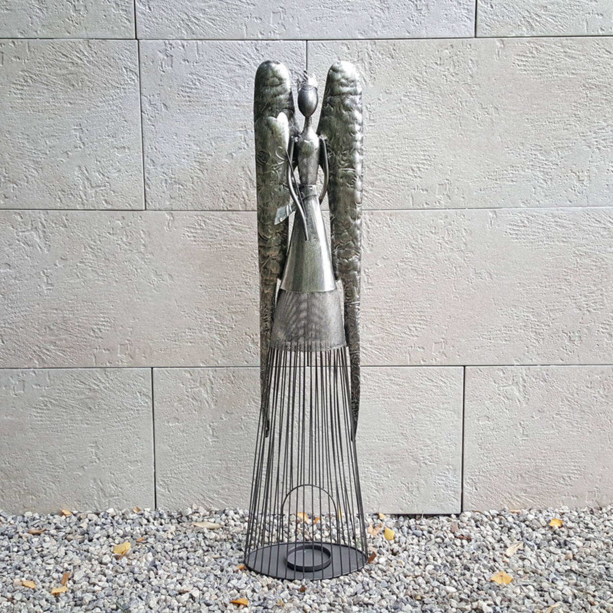 Engel aus Metall, Höhe 87cm