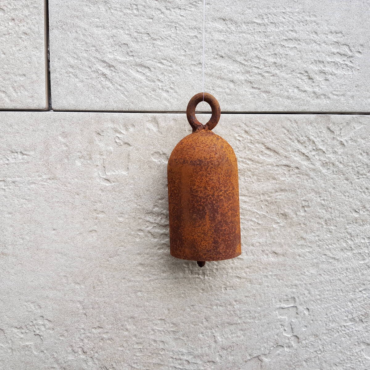 Cloche en fer rouillé, 10 cm 