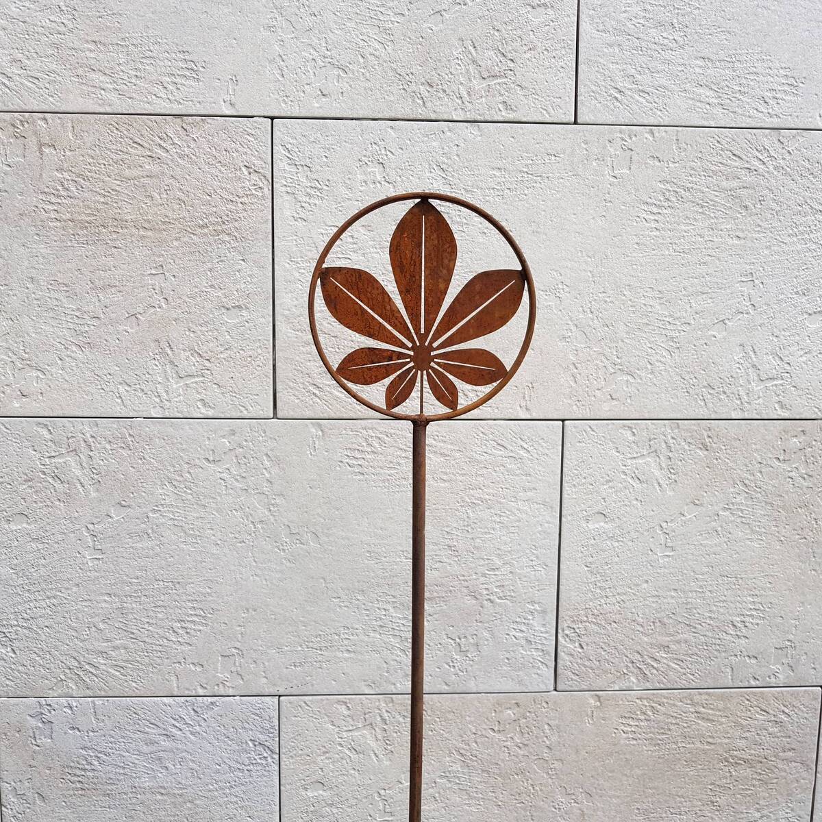 Deko Stecker ''Kastanie'' aus Rosteisen, Höhe 150cm  