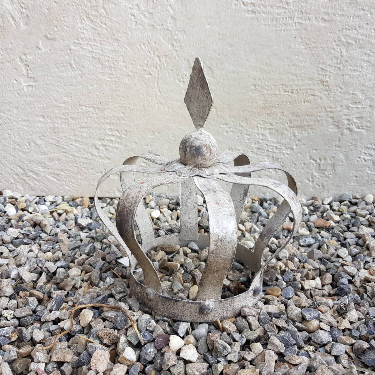 Couronne en métal vieilli, 21 cm 