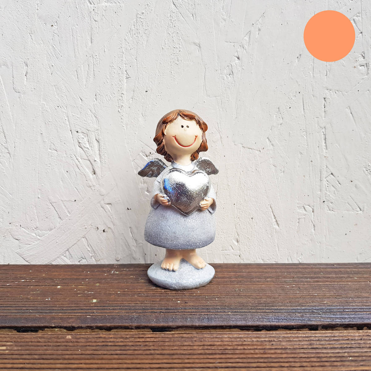 Engel mit Herz in den Händen, Höhe 12cm