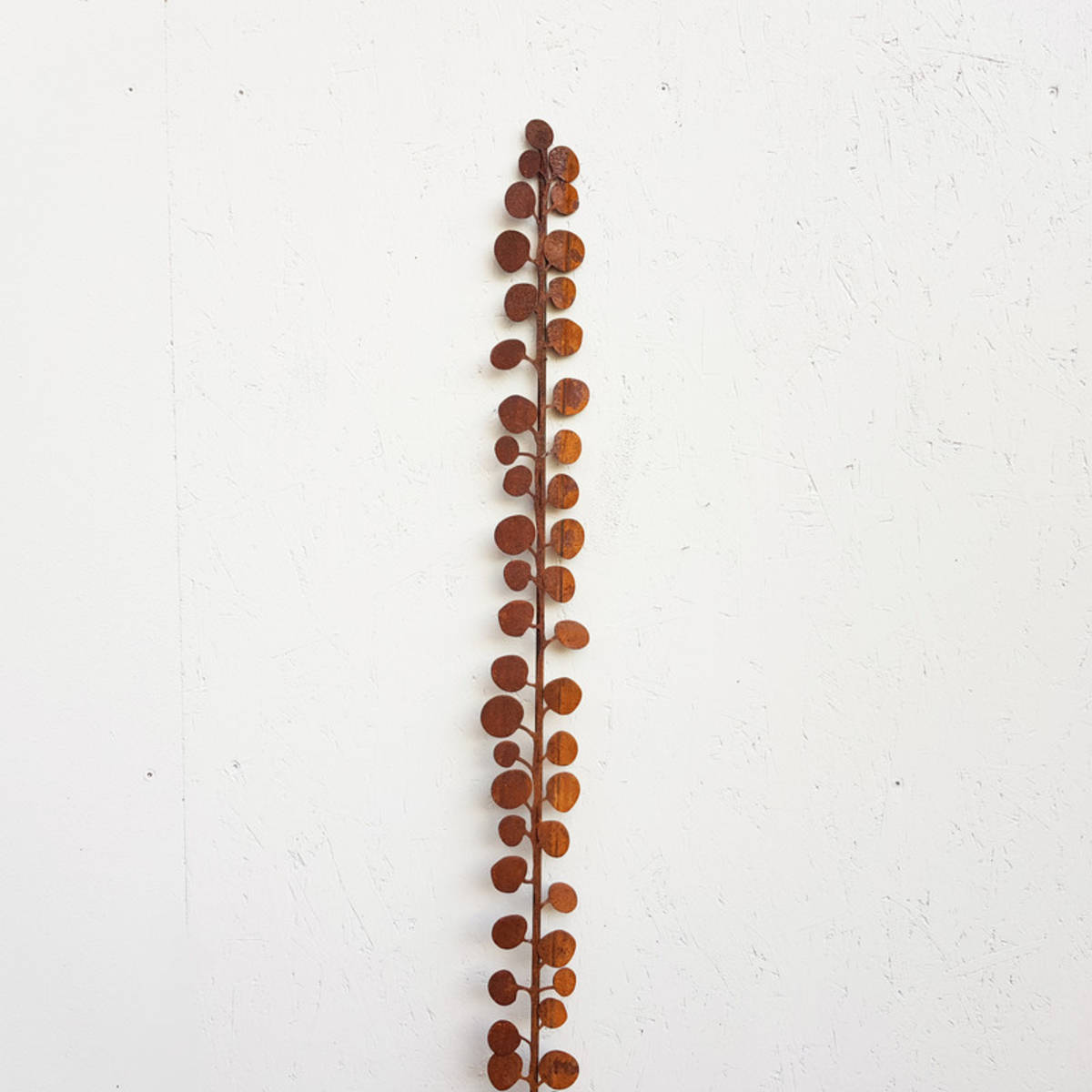 Tige avec feuilles, fer rouillé,H. 180cm  