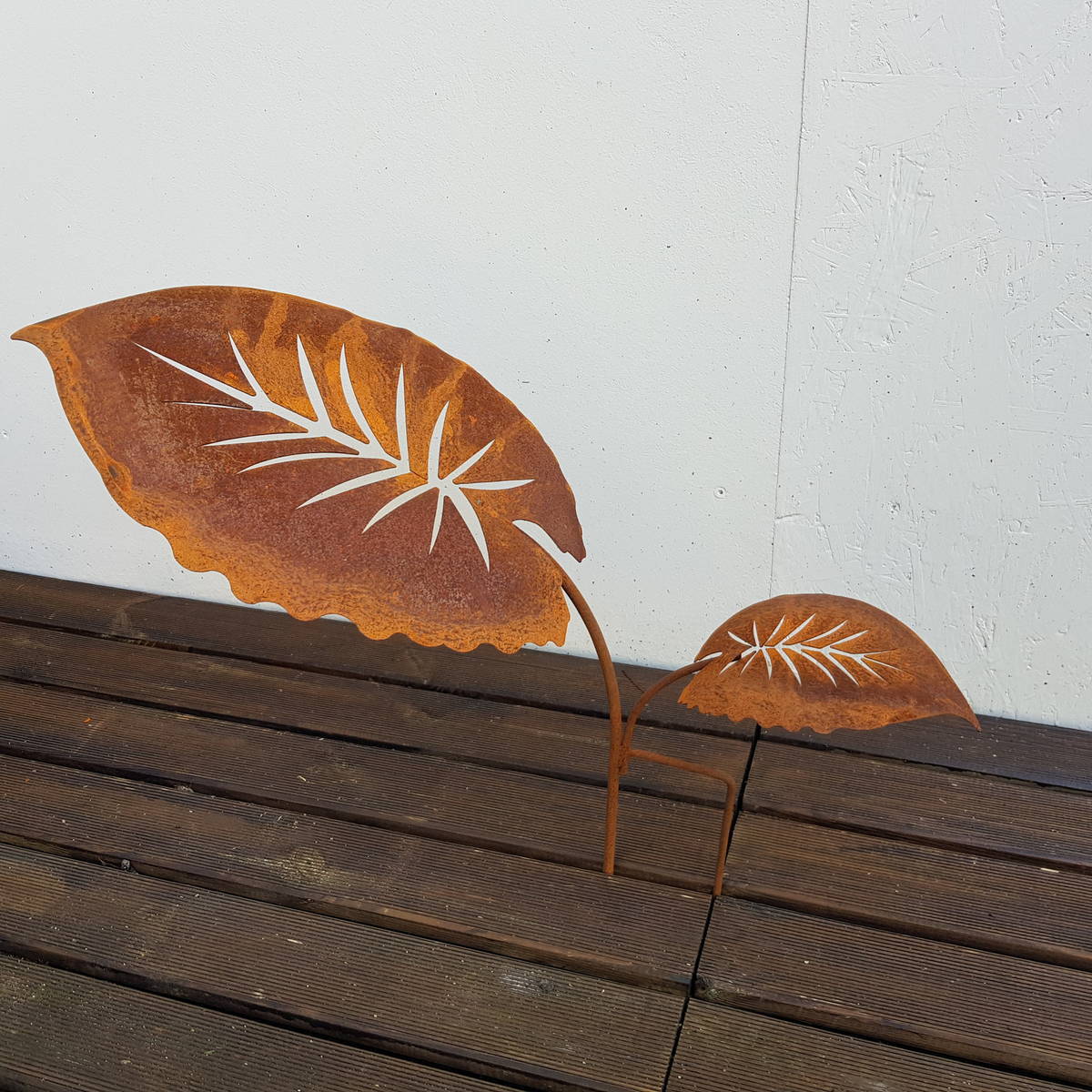 Feuilles en fer rouillé, à piquer, L. 40cm / 20cm