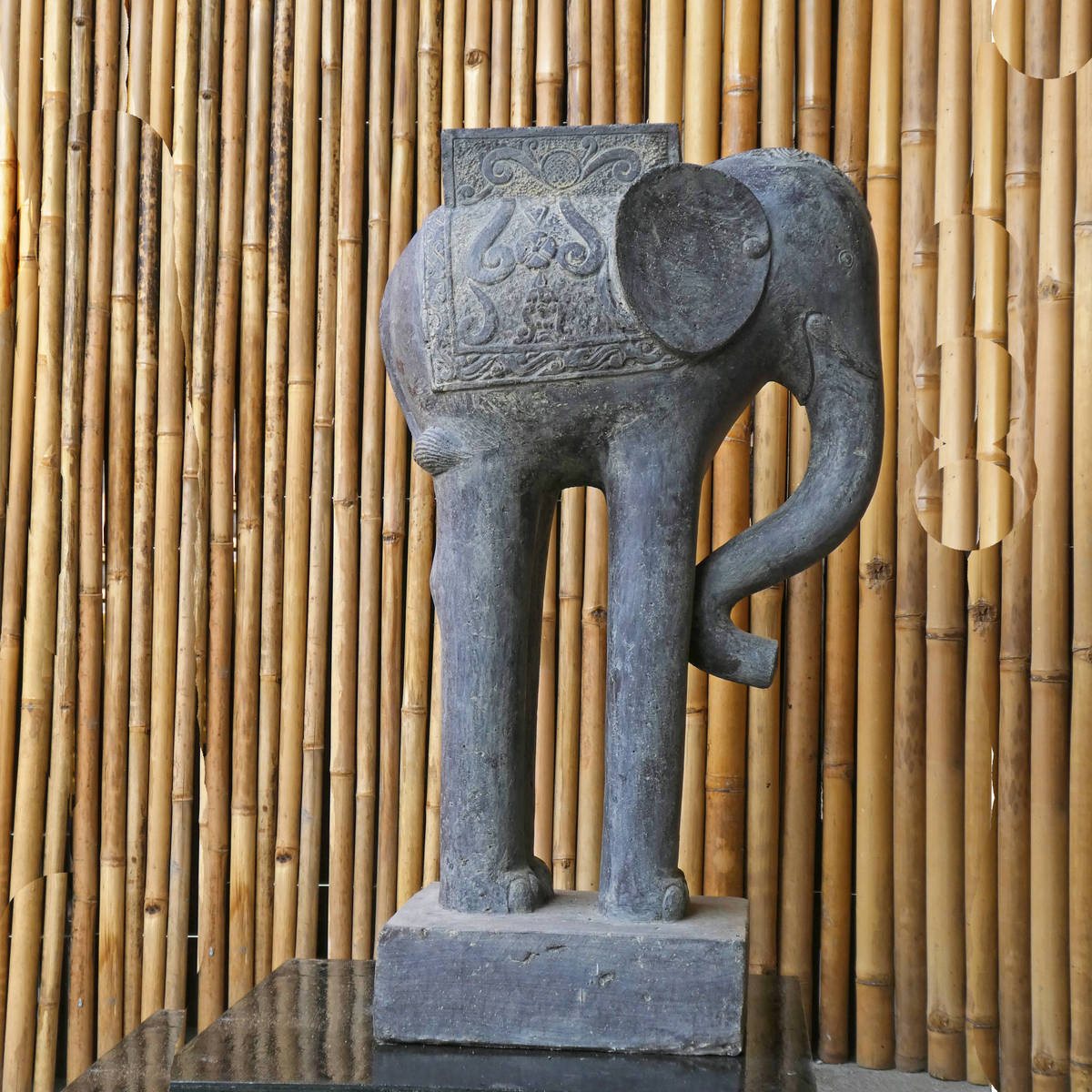 Elefant aus Steinguss, Höhe 90cm