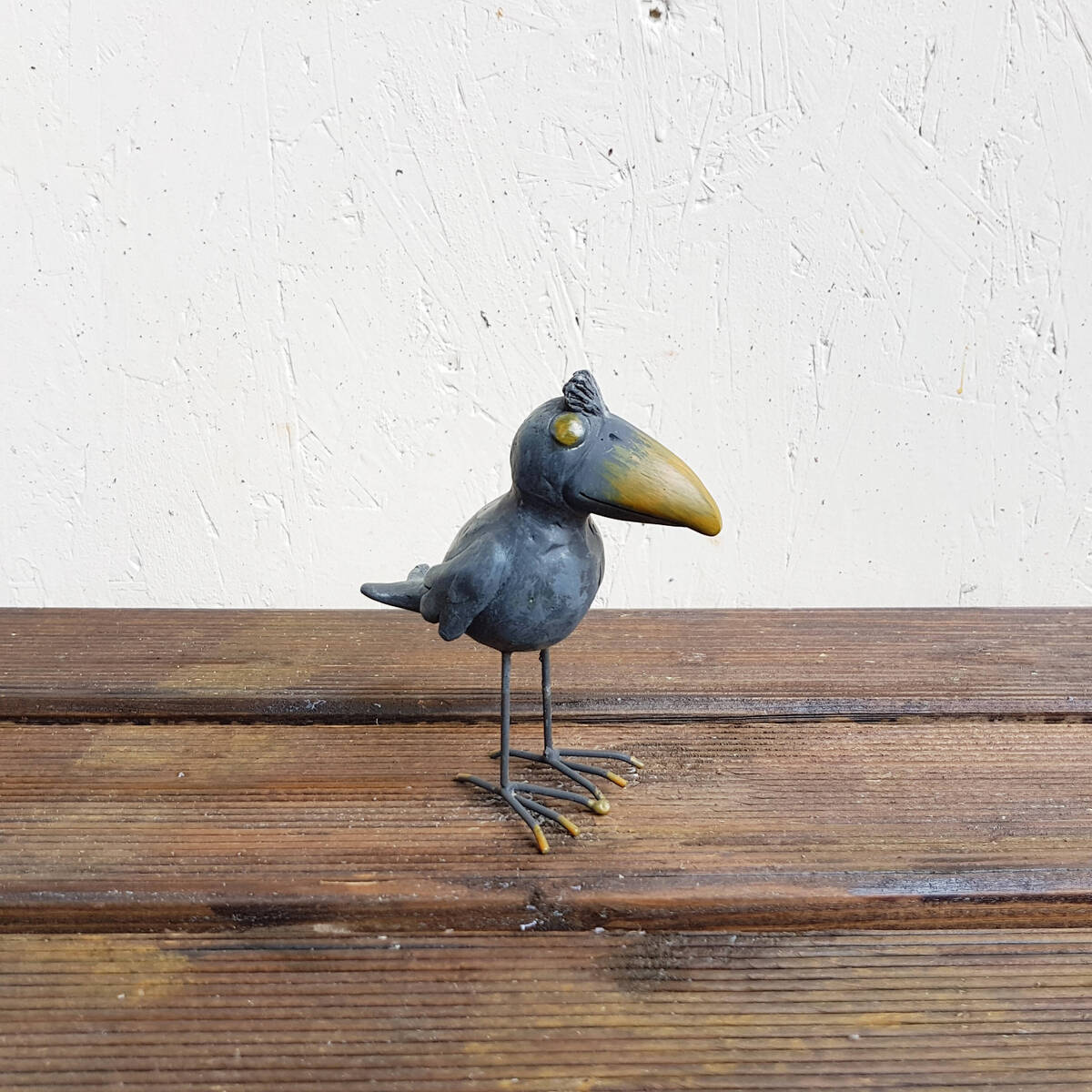 Rabe aus Polyresin, H. 11cm